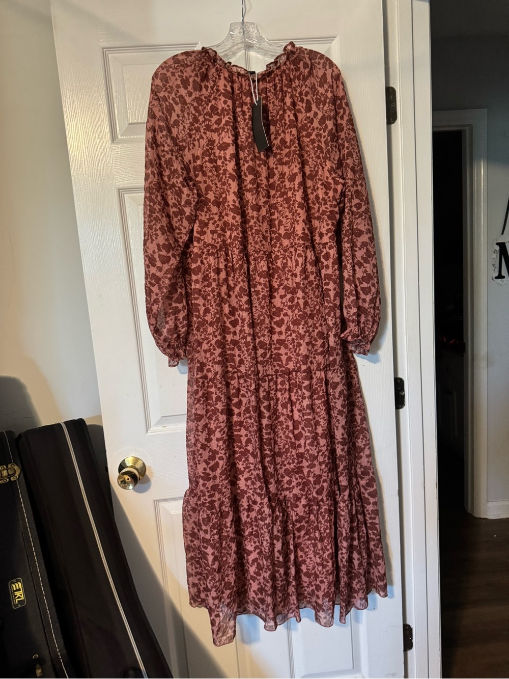 Women's Floral Tiered Maxi Dress in Dusty Rose - Picture 6 of 10